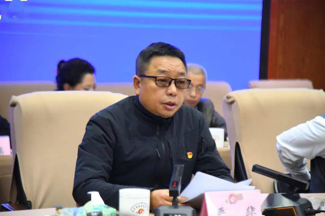 壤塘县县委常委,常务副县长唐志强安排部署了省级文明城市创建相关