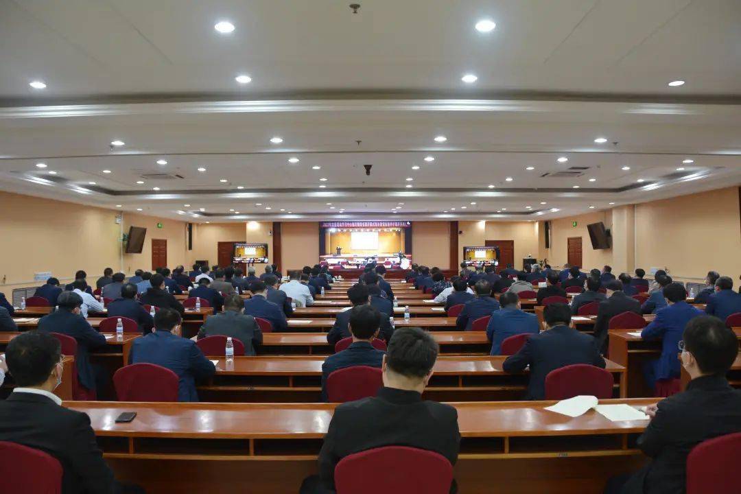 学党史悟思想办实事开新局2021年乳山市委理论学习中心组专题读书班