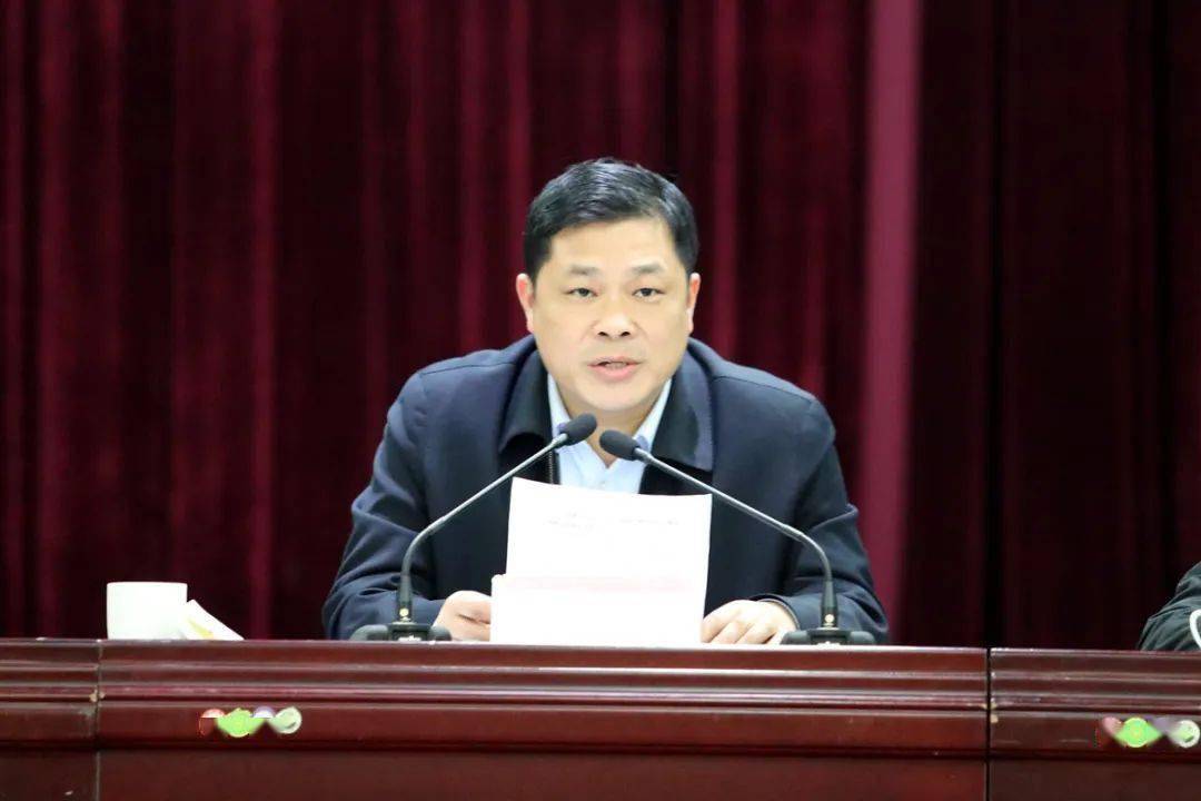 县委常委,宣传部部长曾森出席会议并讲话.