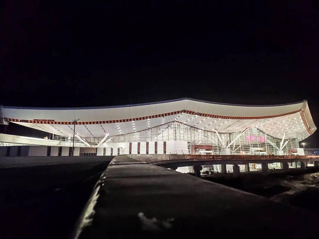 拉萨贡嘎国际机场t3航站楼也太好看了叭!