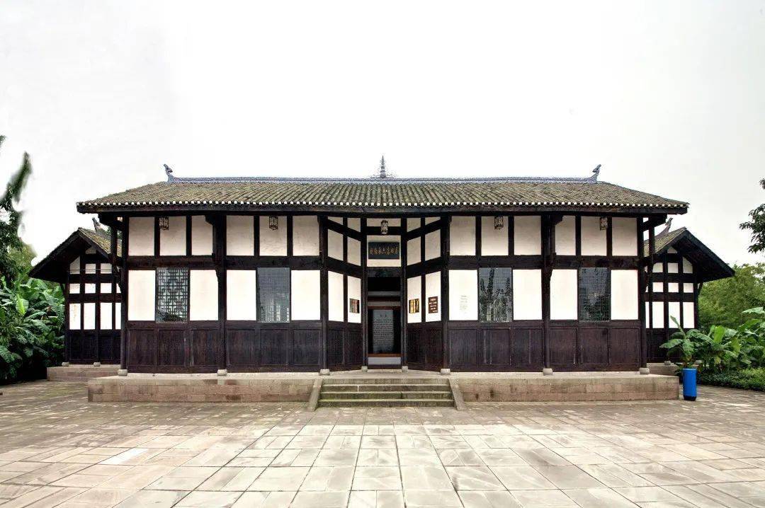 九龙坡区让革命文物活起来 推动党史学习教育走向深入_刘伯承