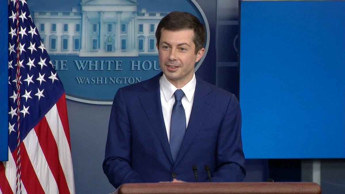 美国交通部长布蒂吉格:我不满意中国人享有更好的基建,美国应该最好