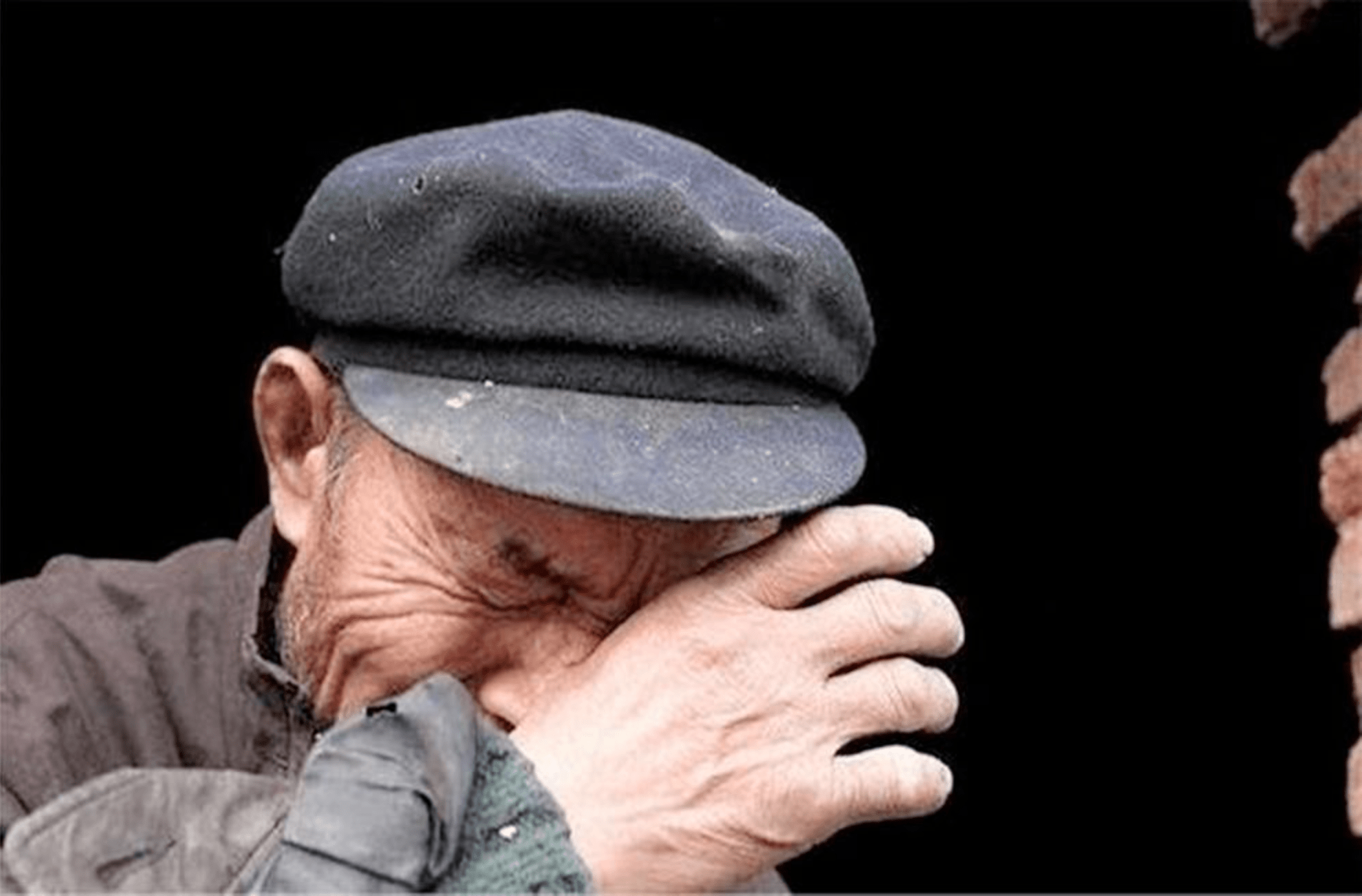 一个人是不是命苦,到50岁左右就清楚了,很多人输在了第二条