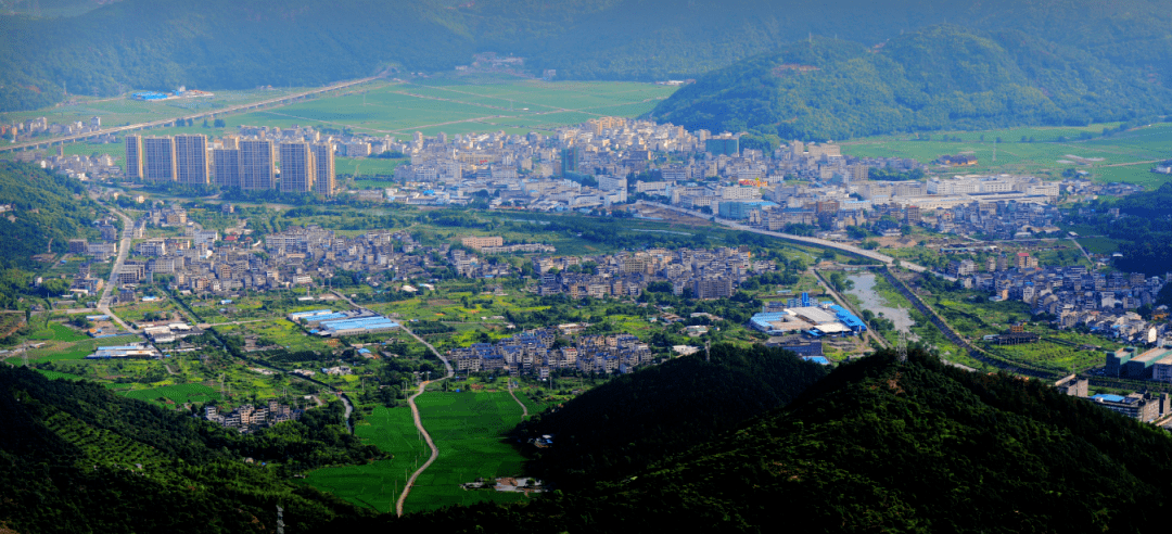 文旅特色型  淡溪镇