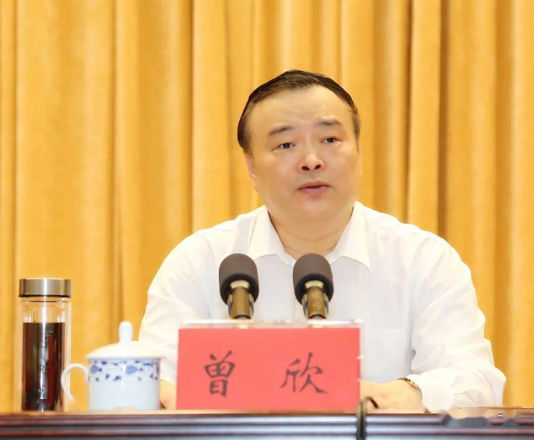 南宁市委副书记,市政府党组书记,代市长孙大光在会上致辞.