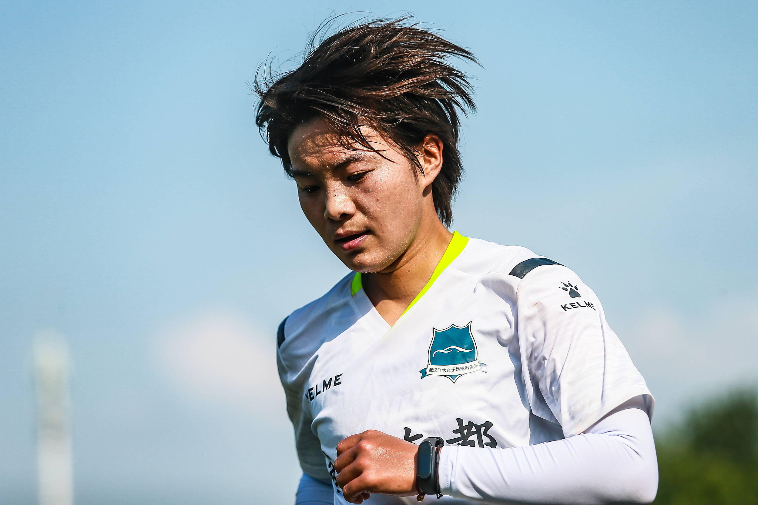 特写|王霜哭了!挺过疫情和伤病,她追上了最好的自己