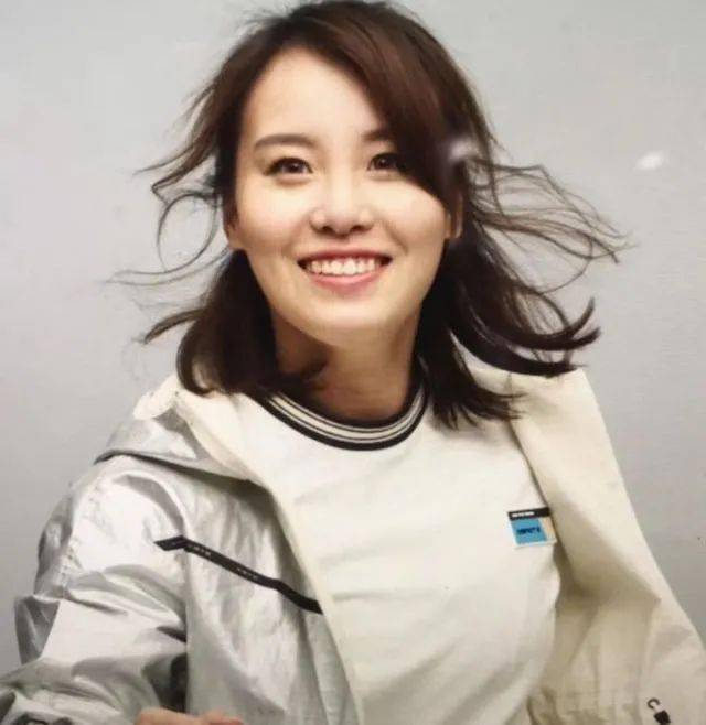 傅园慧真像换了脸,看来angelbaby没说谎!