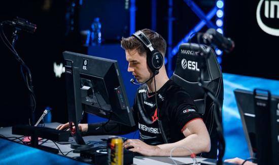 astralis战队主力狙击手device:专门攻克对手弱点,未来正在努力解决