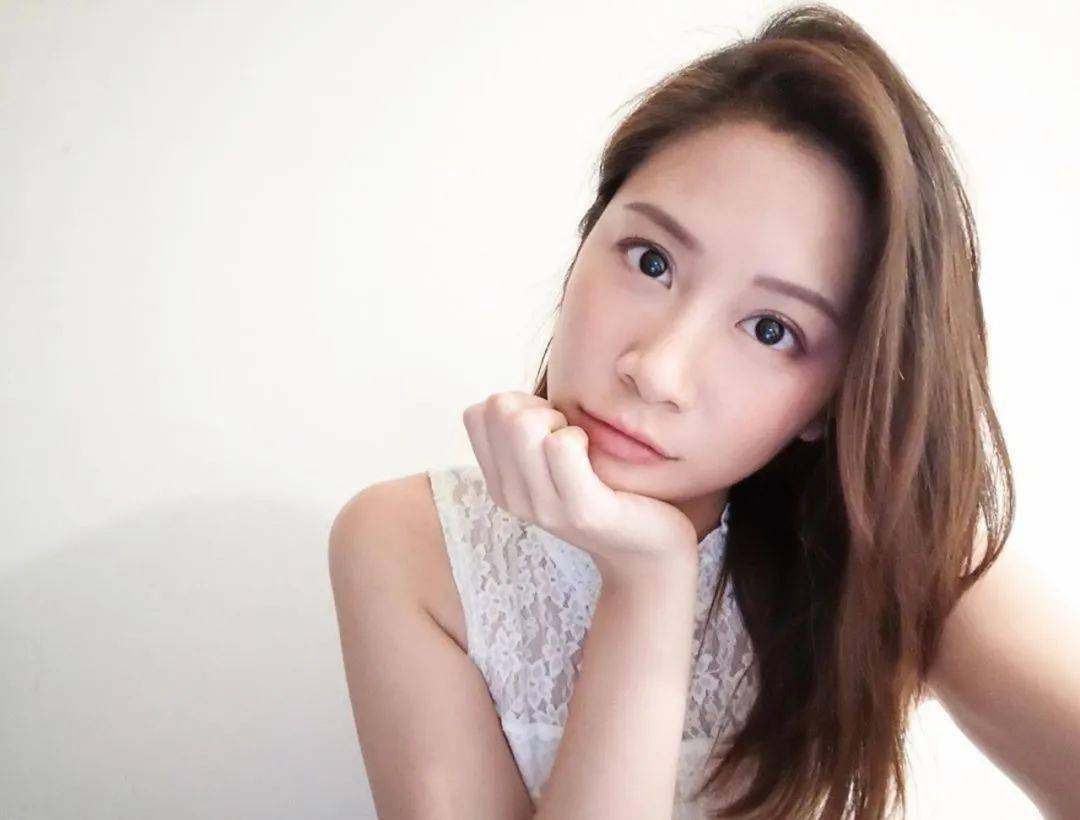 tvb上位小花被捧做佘诗曼接班人曾x照流出被揭私生活乱