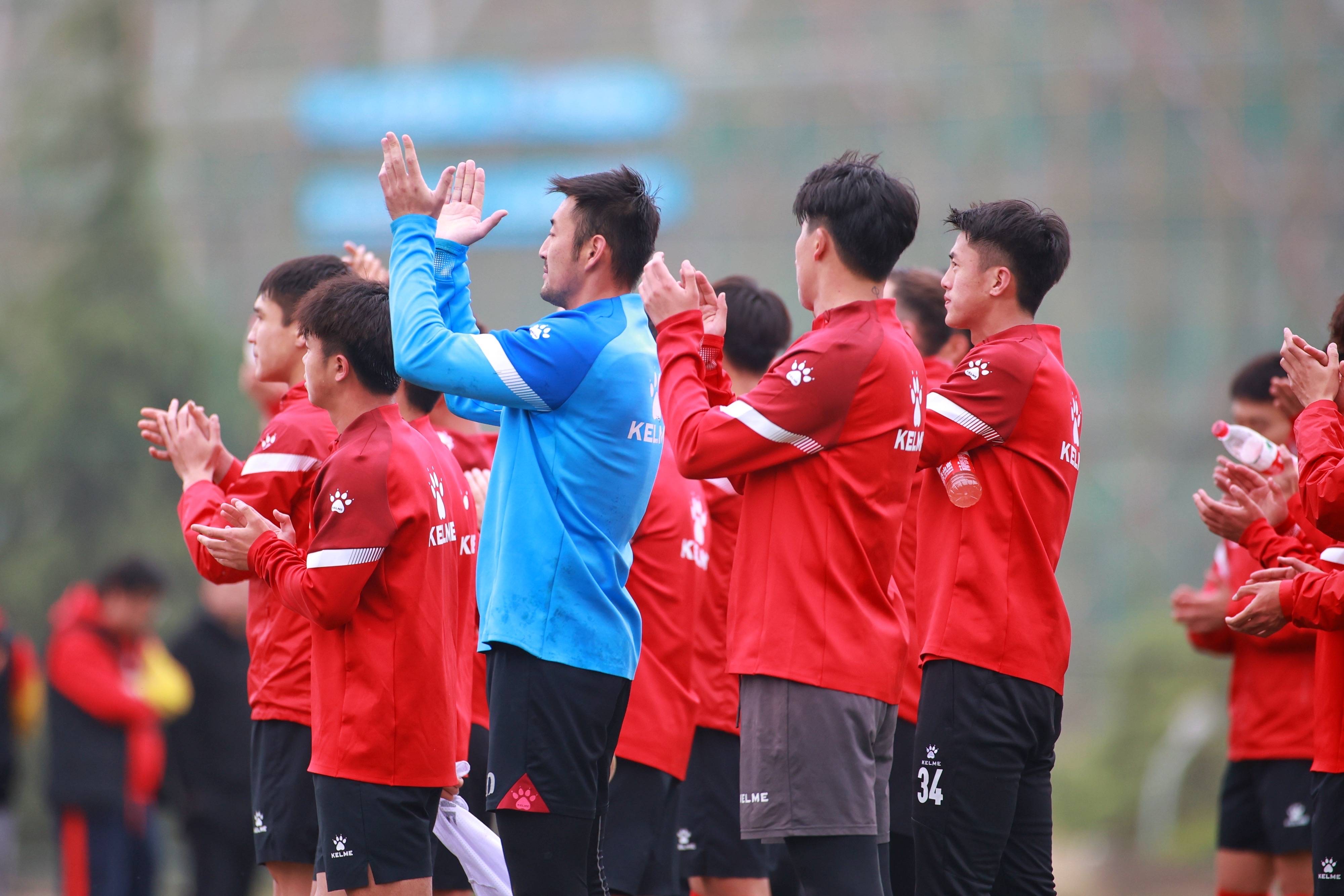 足球贵州足球俱乐部备战2021中甲联赛