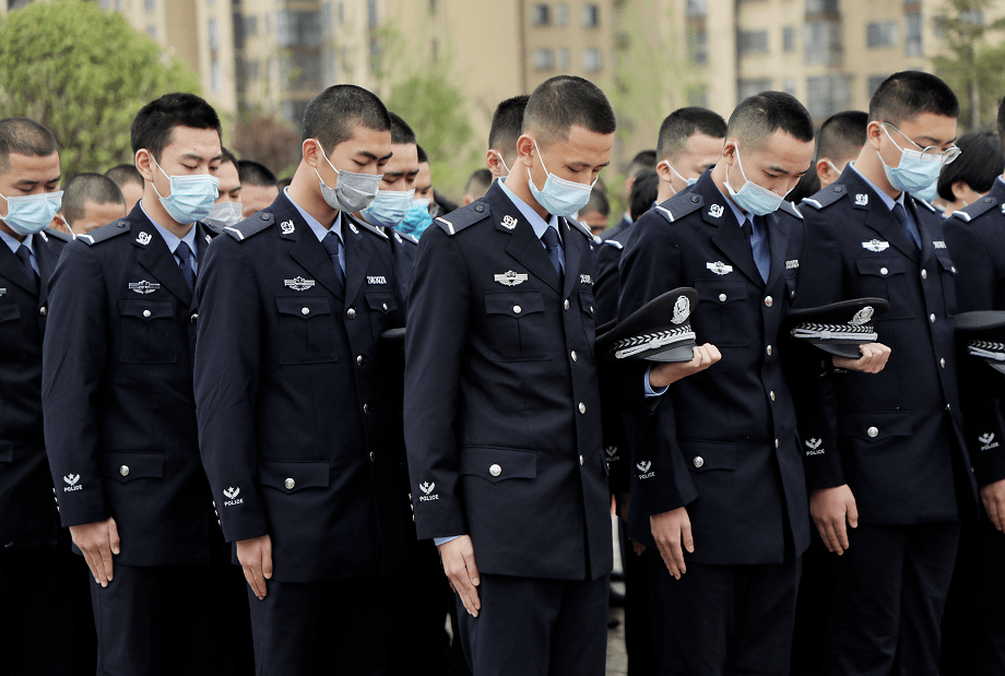 學黨史聽黨話跟黨走 湘警職院學子志願服務見行動!