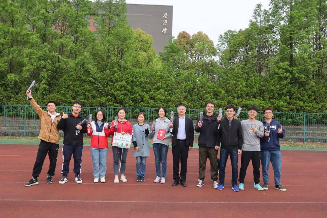 绿动校园环境学院迎接建党100周年师生拔河联谊赛燃动炜华