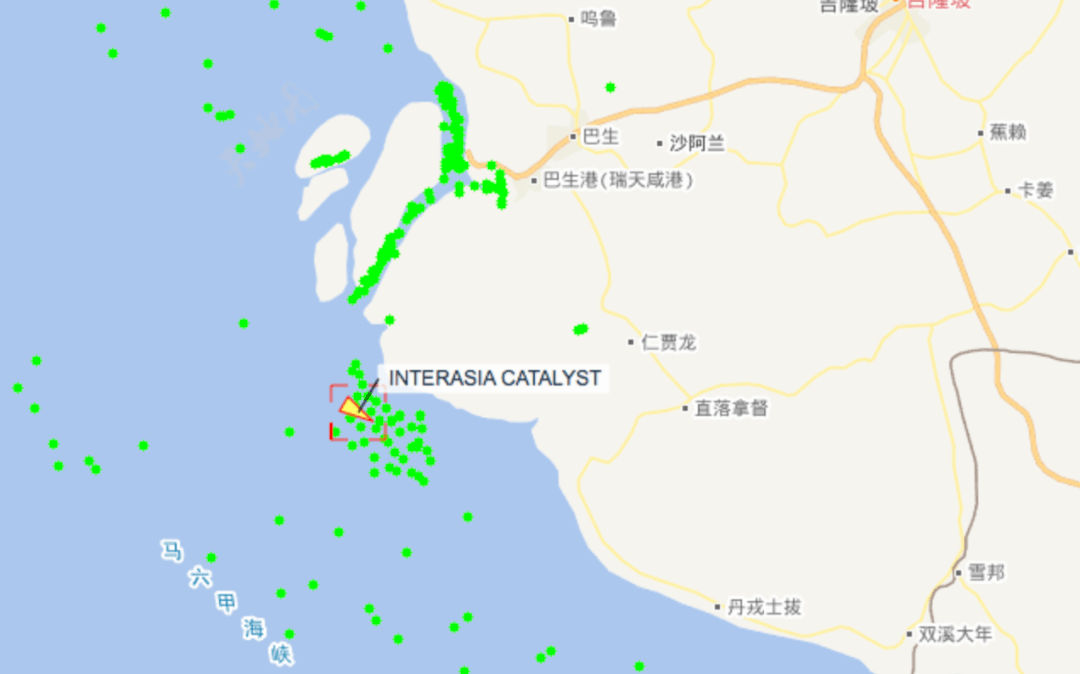 根据船讯网数据,截至北京时间4月16日16时,该船的位置如下图
