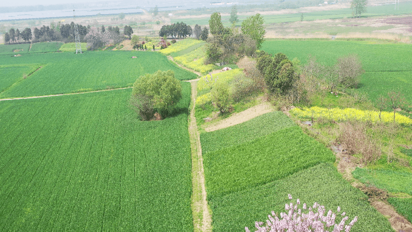 蕲县古城遗址被列为省级文物保护区,现存的古城墙已