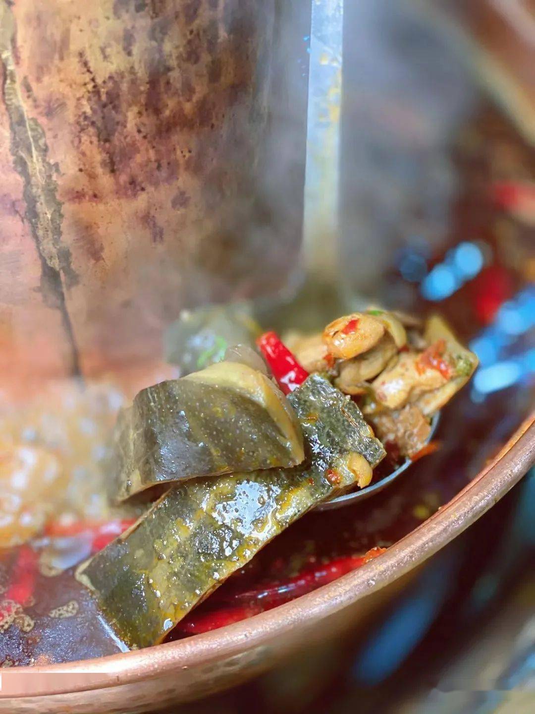 寻味都江堰甲鱼火锅的神仙搭配这个味儿绝了