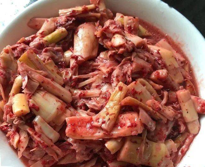 酒糟土豆,酒糟泥鳅,酒糟带鱼,酒糟红肠,酒糟田螺.