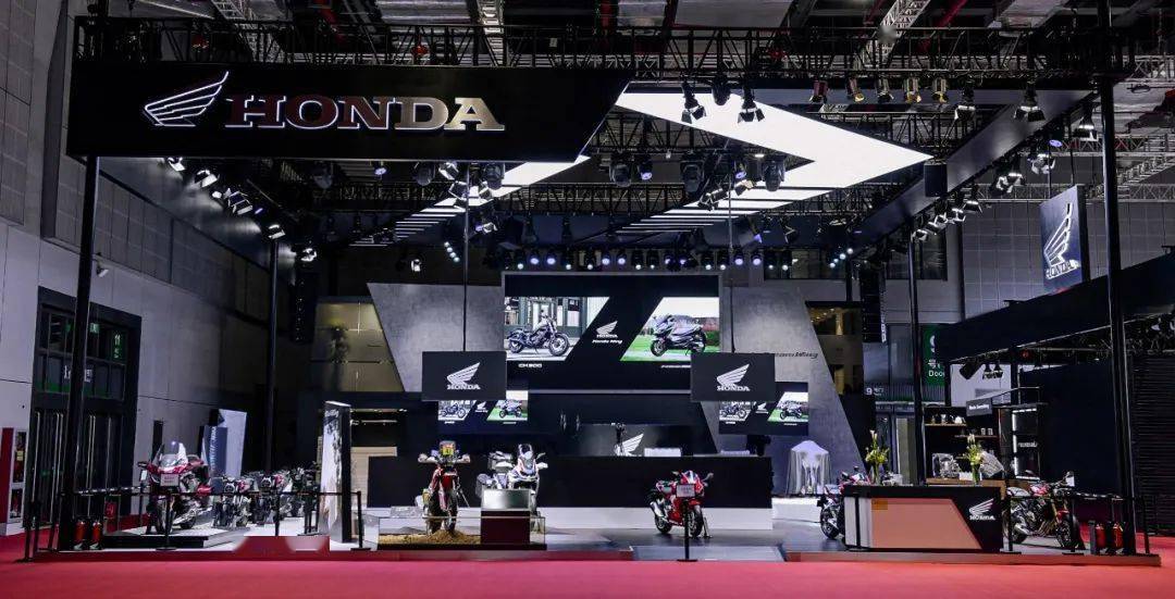 Honda上海车展发布新款cb1000r Cm 1100 Nss 750 Forza