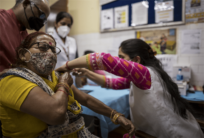 5月1日起，印度政府向18岁以上人群开放新冠疫苗接种