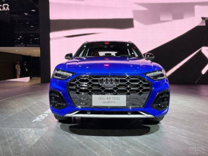 2021上海车展中期改款q5l亮相整体设计更运动