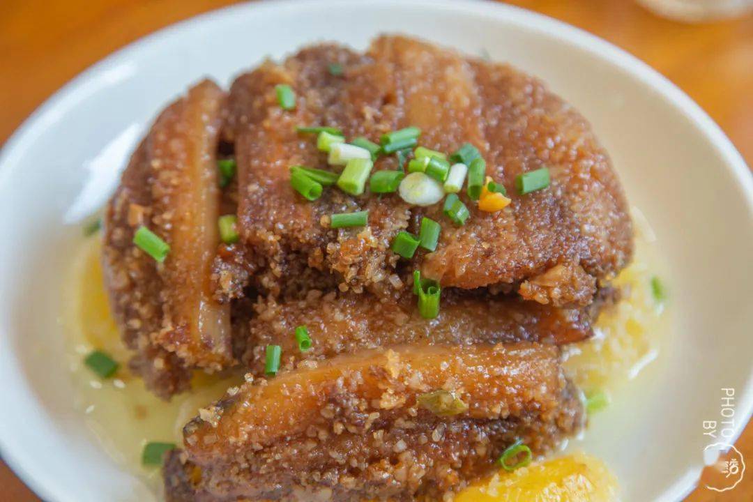 酥软红烧鱼软糯粉蒸肉这些小店让你吃出家的味道