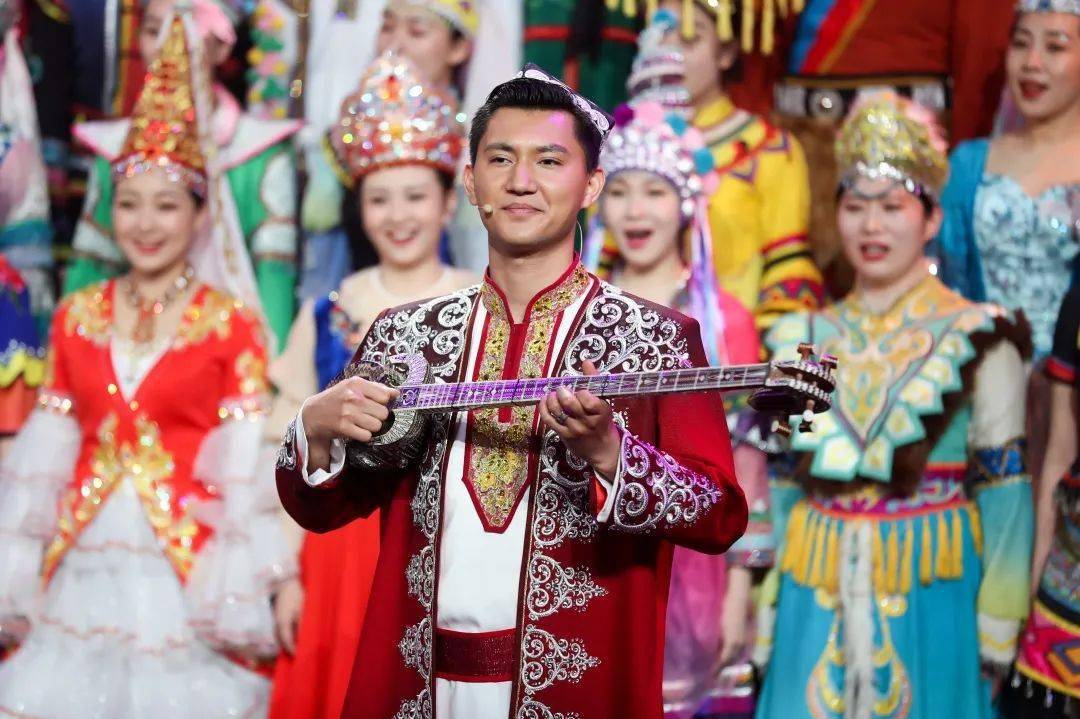 向经典致敬回顾历史展望未来