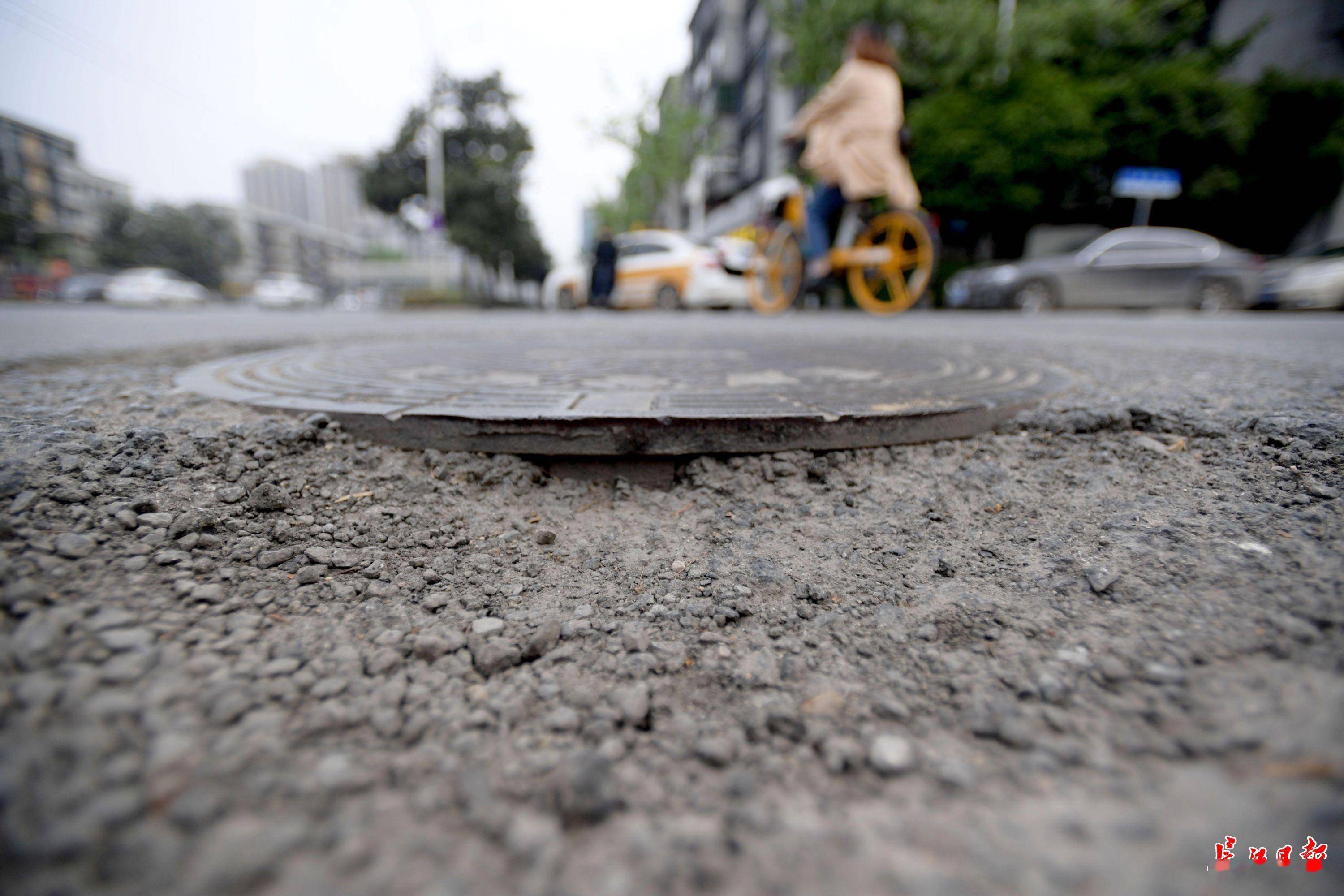 武汉城市道路井盖将有新标准井盖与路面高差小于3毫米