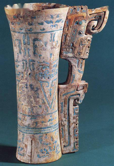 看见文物| 我国古代象牙雕刻工艺中的杰作——商嵌绿松石象牙杯_手机搜狐网