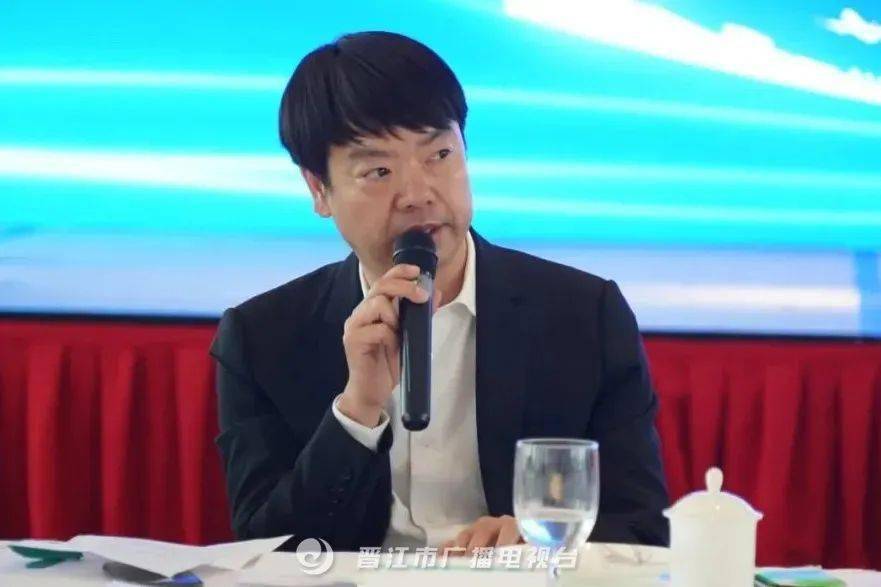 庄克服江苏晋江商会永久名誉会长,友成集团董事长努力搭一座"桥" 守一