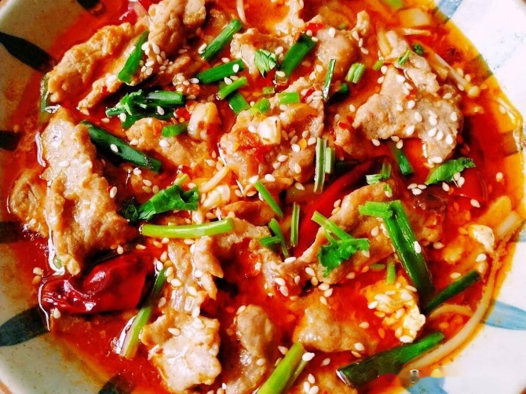 美食凉拌菜推荐:凉拌狼牙土豆棒,凉拌椒麻鸡,香辣水煮肉片