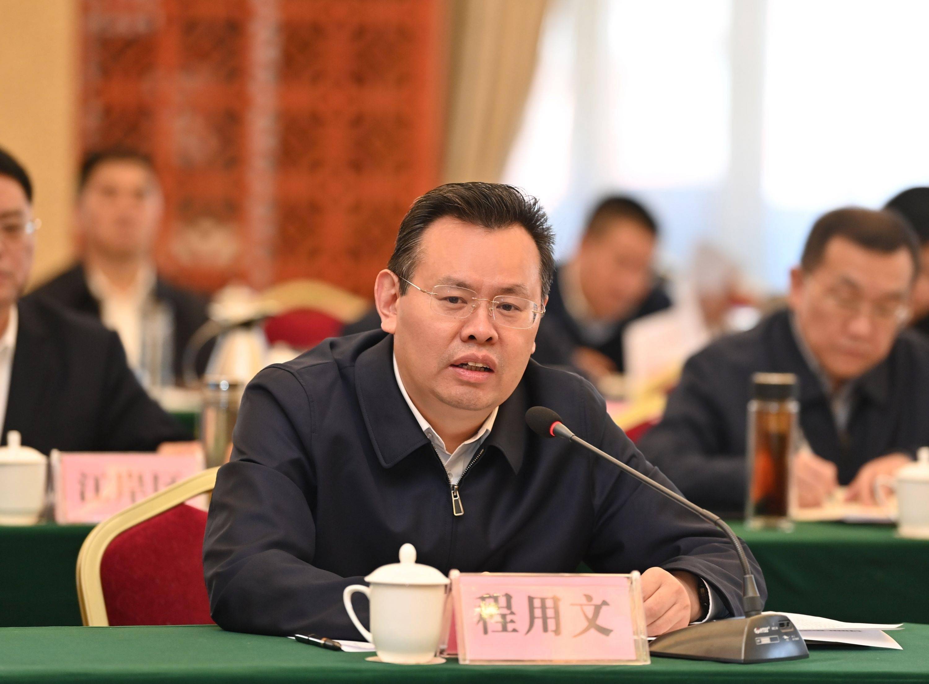 王忠林程用文率队赴恩施州考察并召开座谈会,聚焦高质量做好乡村振兴