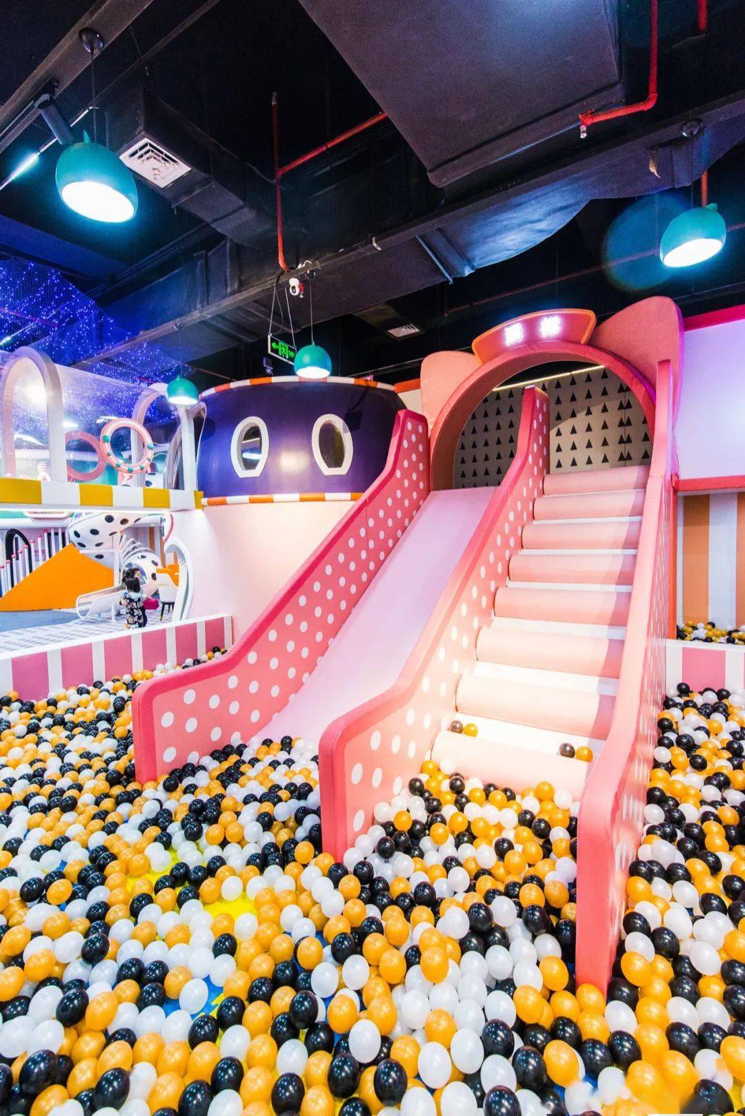 福州来了一家超难找的亲子乐园!1000 ㎡,n 玩乐项目,吃喝遛娃两不误!