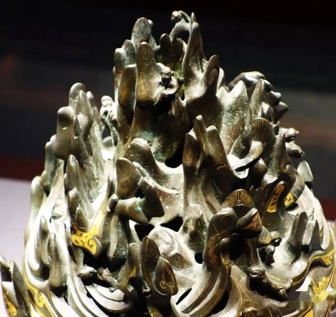 67神仙居兮去不祥满城汉墓错金铜博山炉欣赏