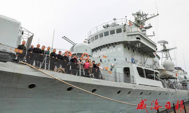 威海:退役导弹驱逐舰开放迎客"五一"前可免费游览