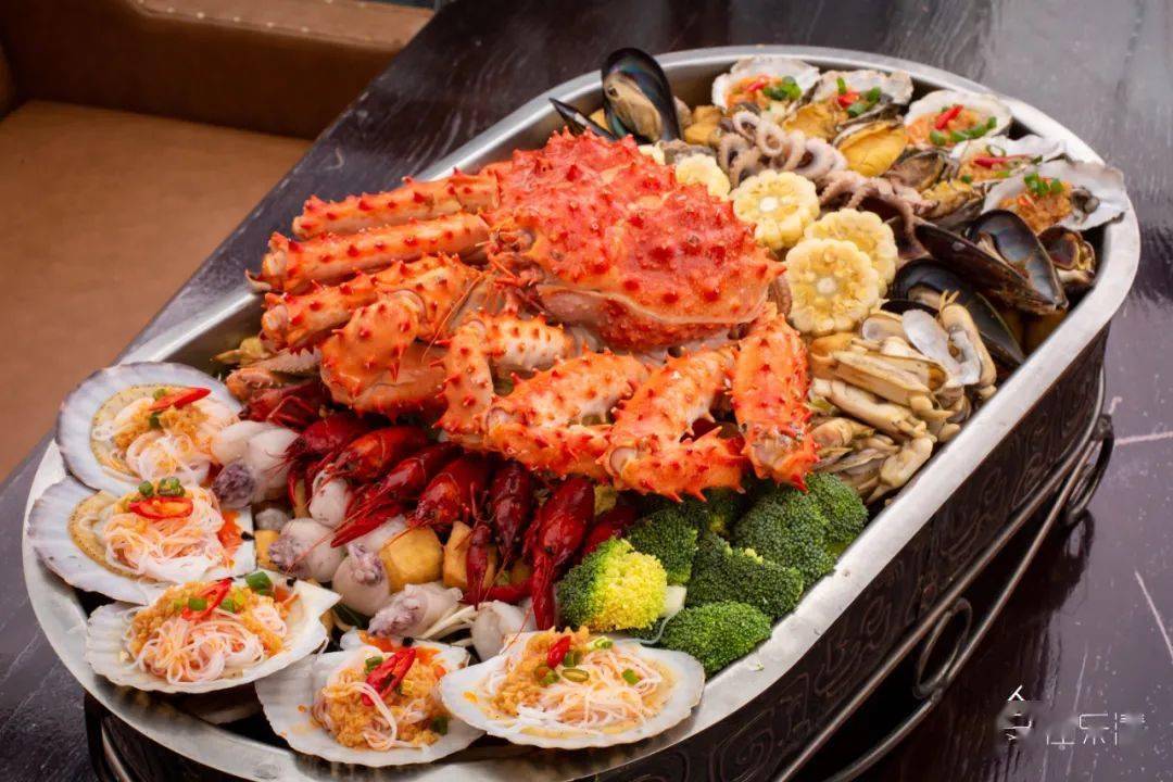 乐清这家人气餐厅出新品帝王蟹海鲜大咖,鲜到掉眉毛!