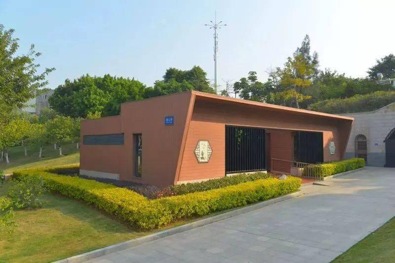 公厕,华昌公厕,嵩屿码头公厕曾被评为2017-2018年度福建省"最美公厕"