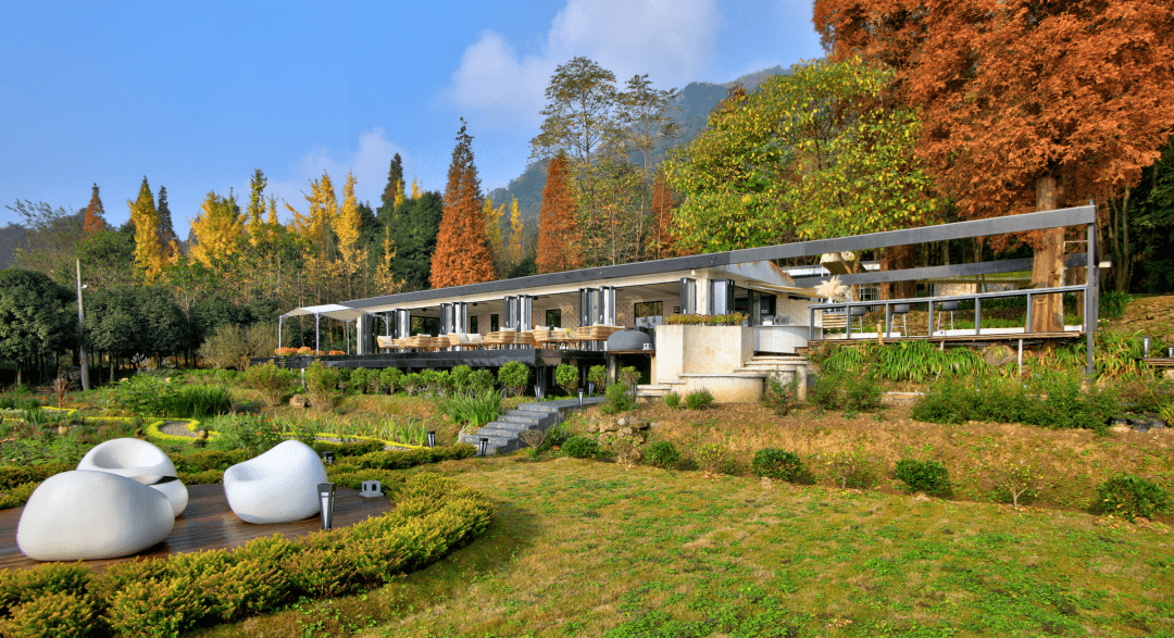 峨山大坪d2:上午赴拾光山丘,进行户外探险,亲子娱乐——中午品尝