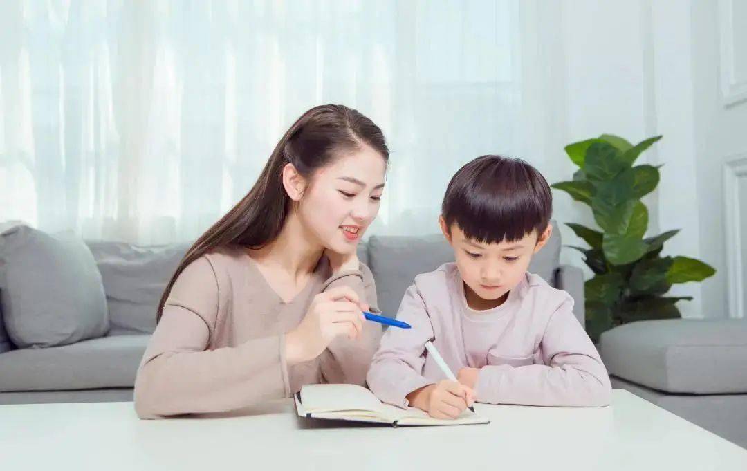 李玫瑾从小自律的孩子都来自什么样的家庭