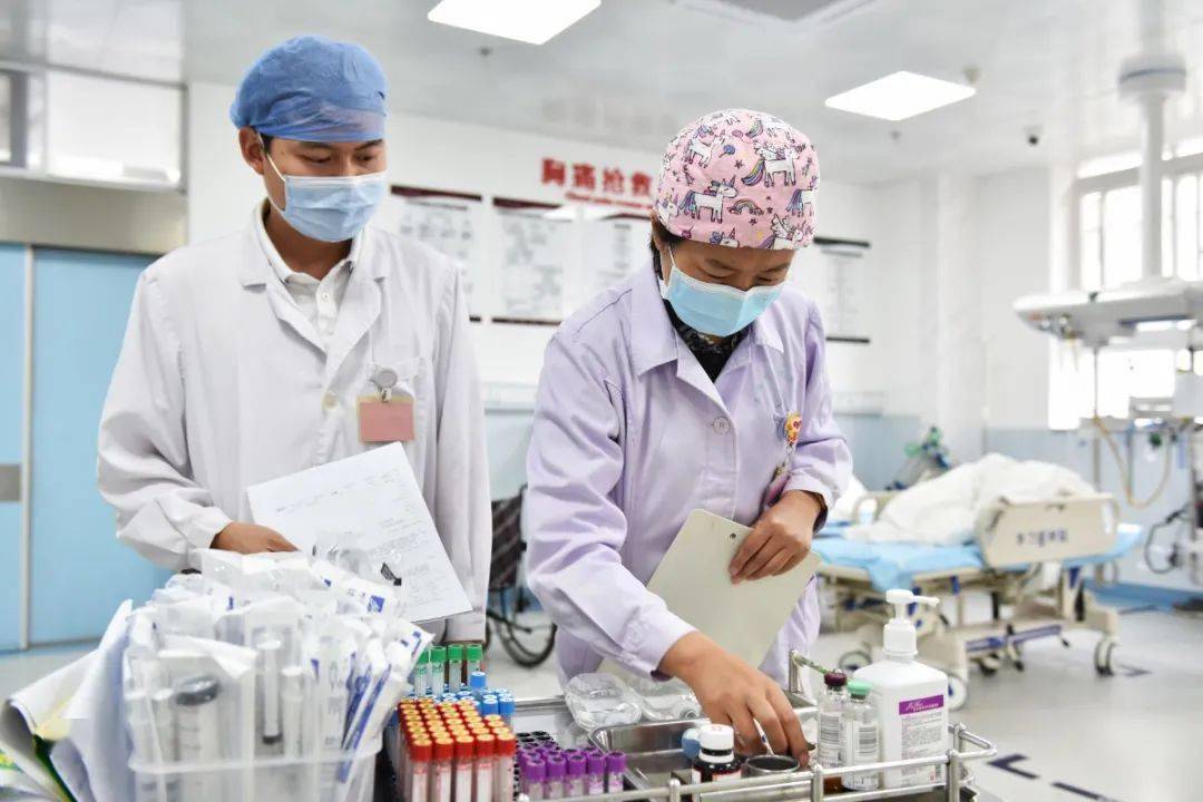 五一国际劳动节向坚守岗位的医务工作者致敬