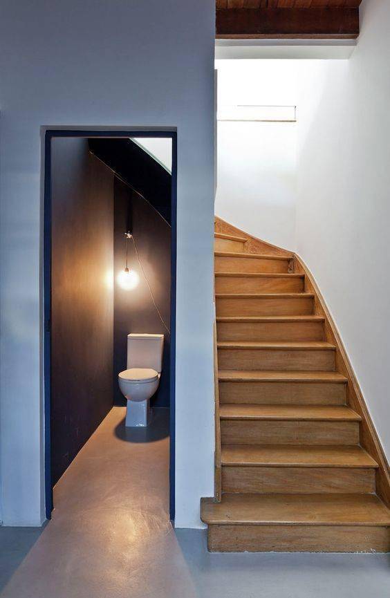 折线楼梯旁有小房间,即便仅60cm宽,稍加利用,成你家最实用的地