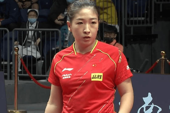3-0!刘诗雯轰出两局11-2,横扫19岁小将,央视解说:对手崩溃了_比赛