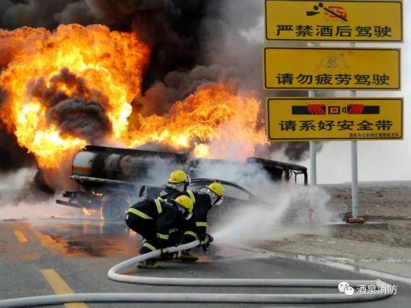 一线|五四 | 青年有为，不负韶华——致敬每一个奋战在一线的“蓝朋友”
