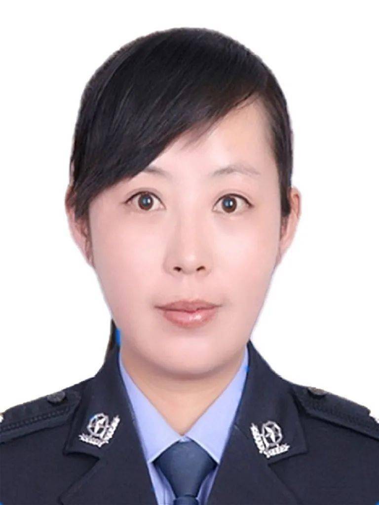 朱兴存,女,汉族,1988年7月生,中共党员,海北州公安局政治部四级警长.