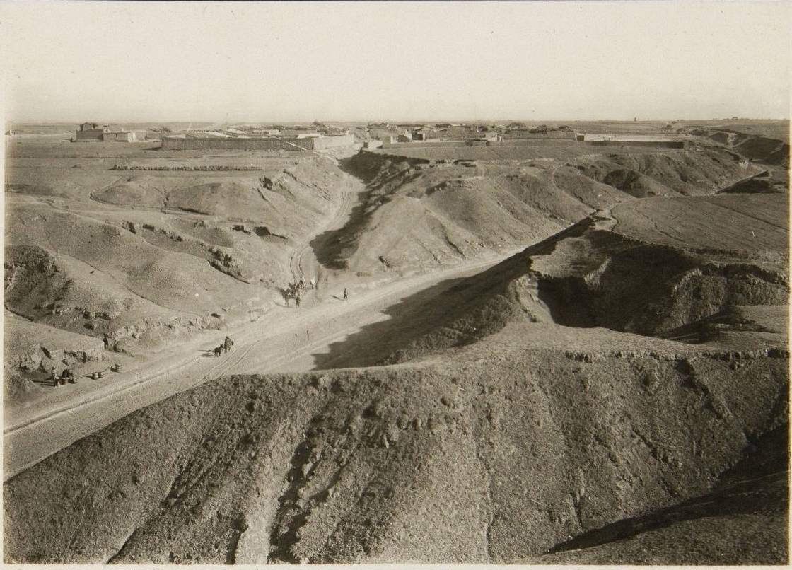 民国老照片:1937年的大同古城,和耿市长复建的一样吗?_城墙