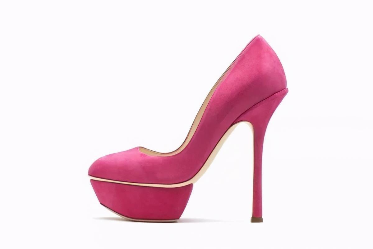 坡跟鞋高跟 45e221614ab949eb8f8c0bd49e8601eb.jpeg