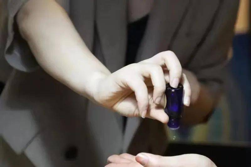 "闻香识美人"!来这个沙龙,做一个灵魂有香气的女子!