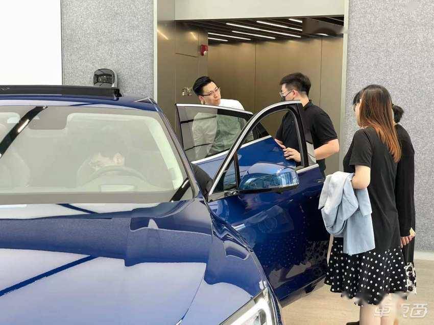 怎么卖车能多卖钱 11e5c7987d5040ed9944fdcb40d031e1.jpeg