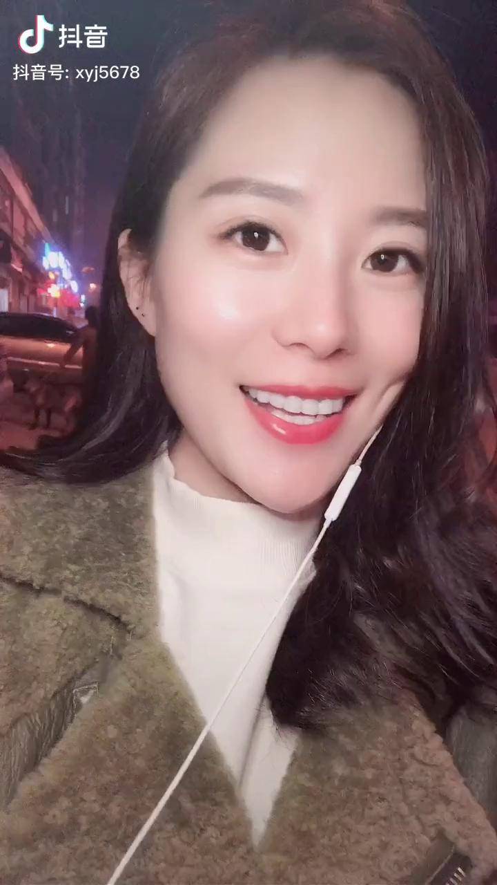 今天我自己的生日感谢所有朋友对晓阳的支持爱你们