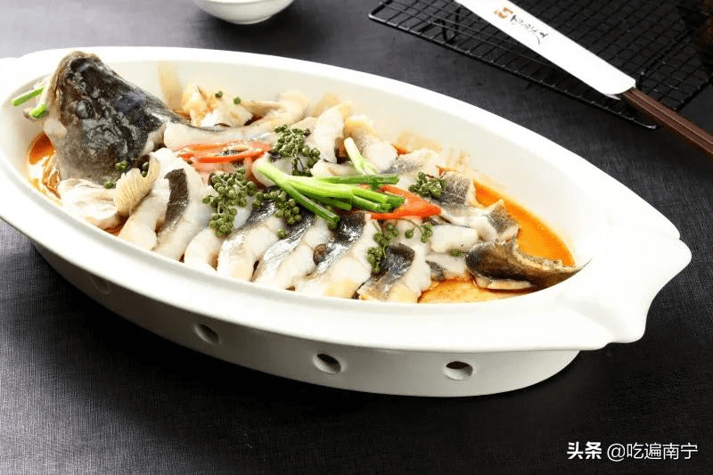 南宁18年老牌酒楼,变身超美江景餐厅_白鳝