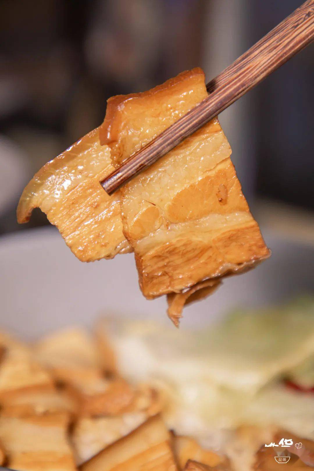 开在停车场里的小食堂差点没找到