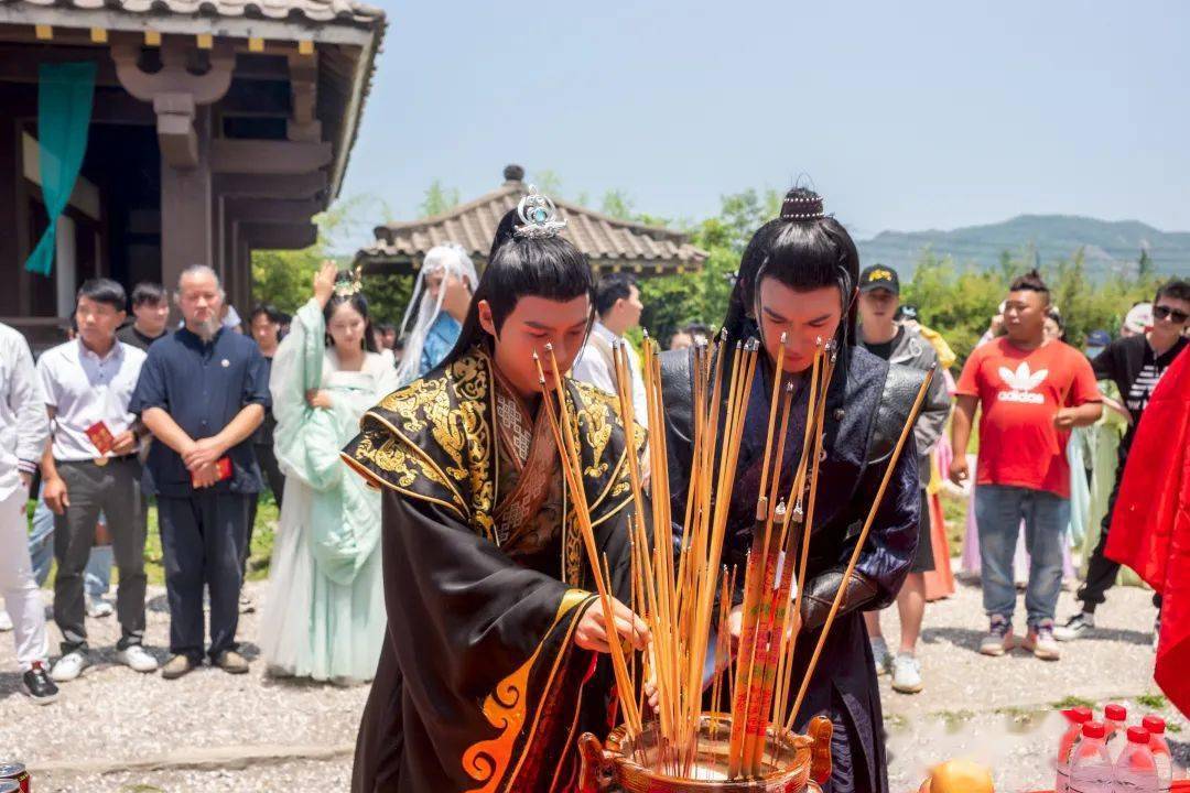 丑女医妃2和寻龙劫在象山影视城开机